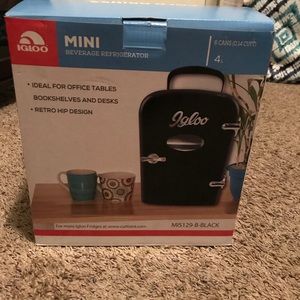 Mini fridge